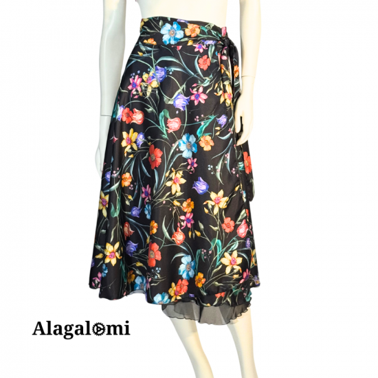 Giusy Black and Floral Print Pattern