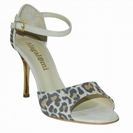 Beso Leopard