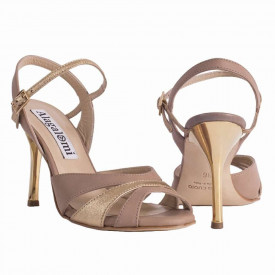 Ivonne Biscuit and Gold