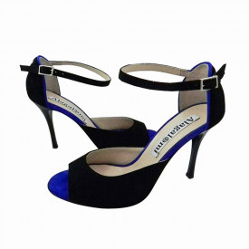 Flor Black and Blue