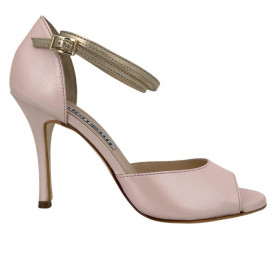 Isabel Pearl and metal platinum