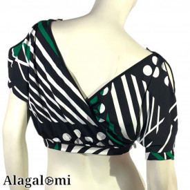 Sandy Nero, Green and White Geometric Pattern
