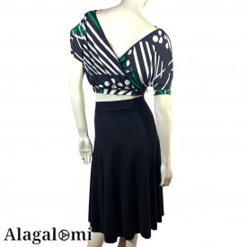 Sandy Nero, Green and White Geometric Pattern