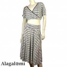 Sandy Nero and White Geometric Pattern