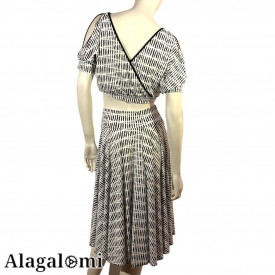 Sandy Nero and White Geometric Pattern