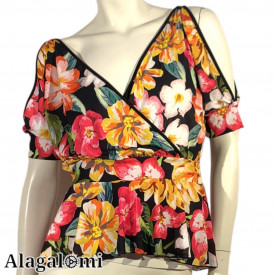 Megan Fuxia and Jellow Flowers